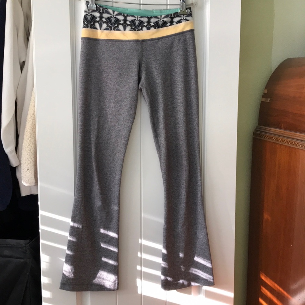 Ivviva sweatpants